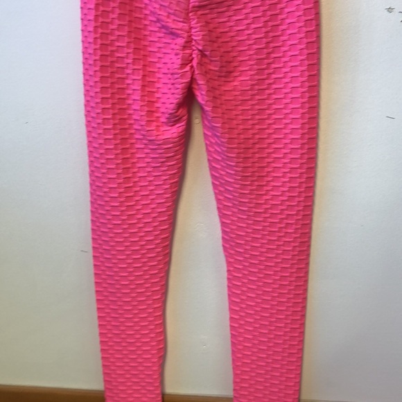Hot pinks new mix brand honeycomb style stretch leggings size small/medium - Picture 2 of 5
